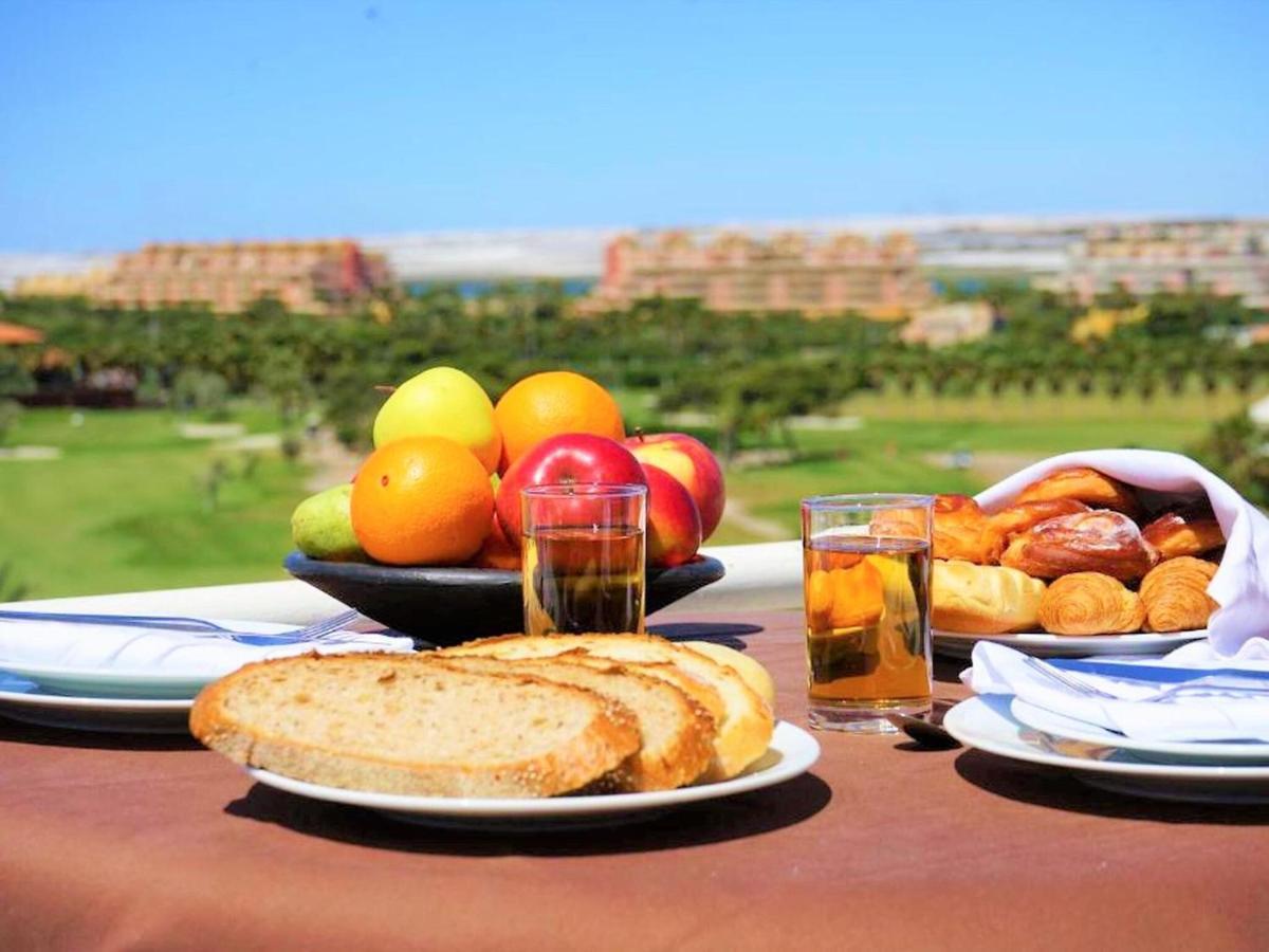 Attractive Holiday Home In Roquetas De Mar Surrounded By Beaches Roquetas de Mar Exterior photo